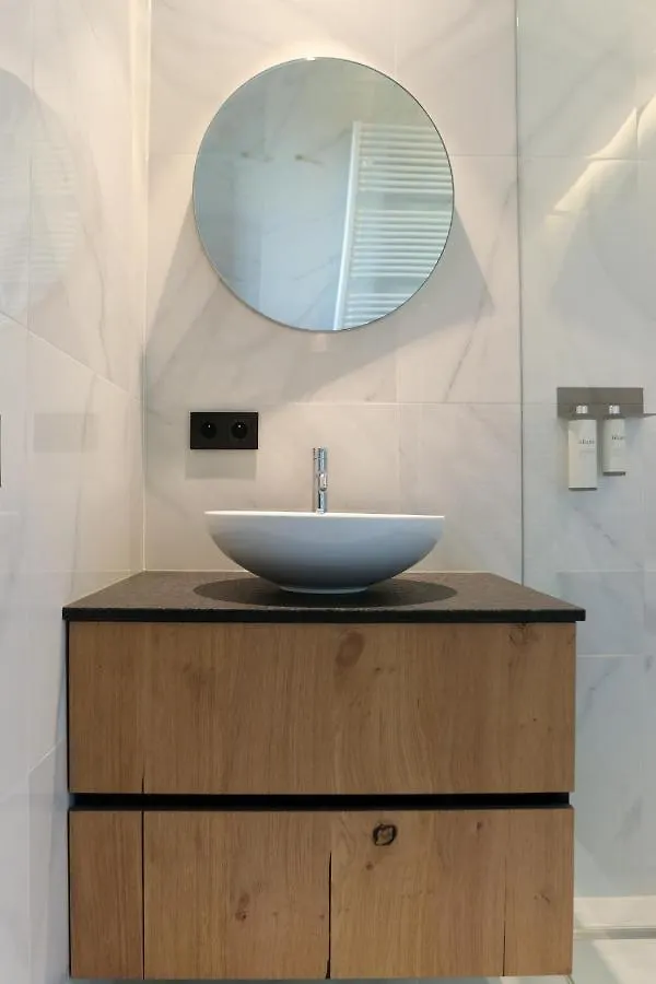 Huis19 Luxury Apartments 헨트