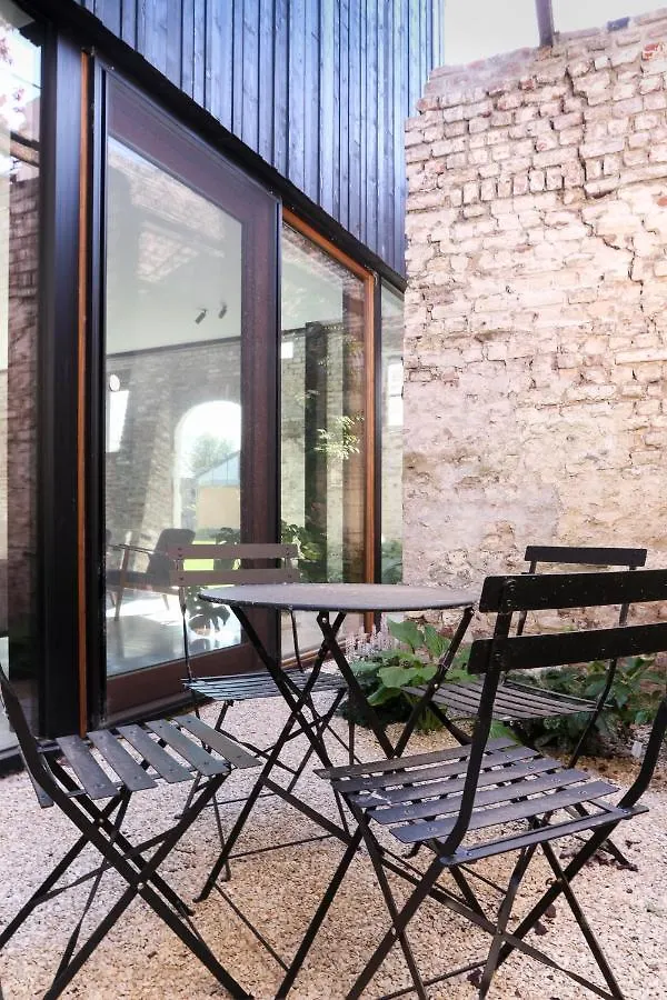 Huis19 Luxury Apartments 헨트 0*,